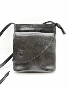 Pelle Made in Italy Black Leather Crossbody Bag Small Minimalist